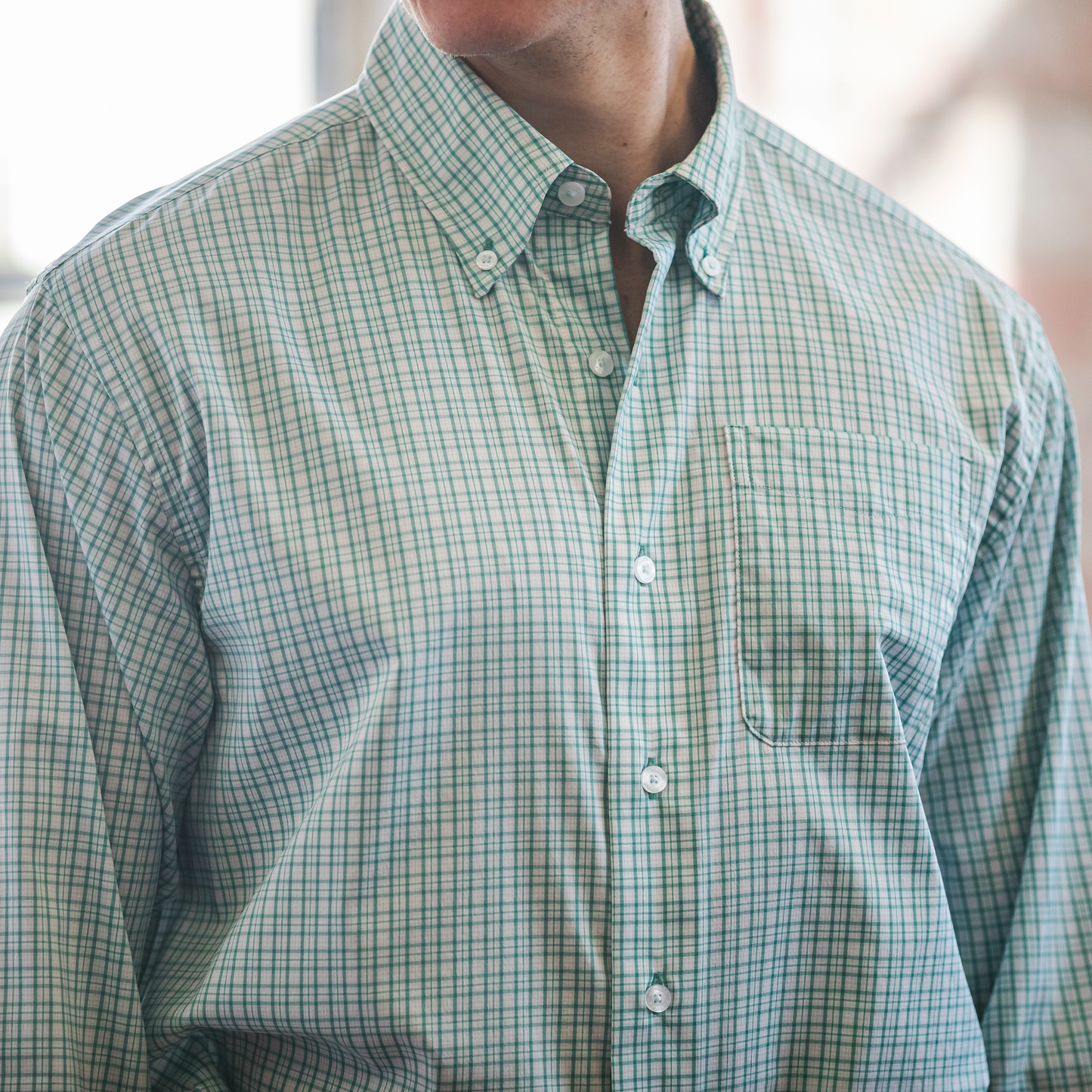 Griffins Classic Fit Performance Button Down